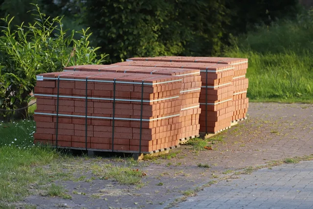 bricks, paving stones, pile, stack, stones, flooring. Packaging flooring contractor services customers understand